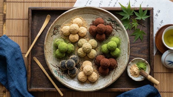 餡粉玉（あんこだま）｜お菓子・パン用語辞典