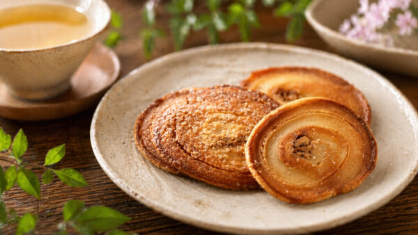 かまどパイ（名物かまど）｜土産菓子紹介