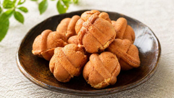 鈴焼（香梅堂）｜土産菓子紹介