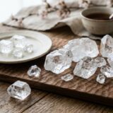 こおりざとう【氷砂糖】｜お菓子・パン用語辞典